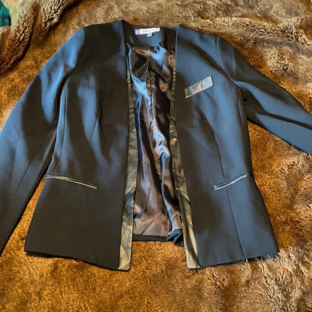 Fitted black blazer with chic faux leather detailing